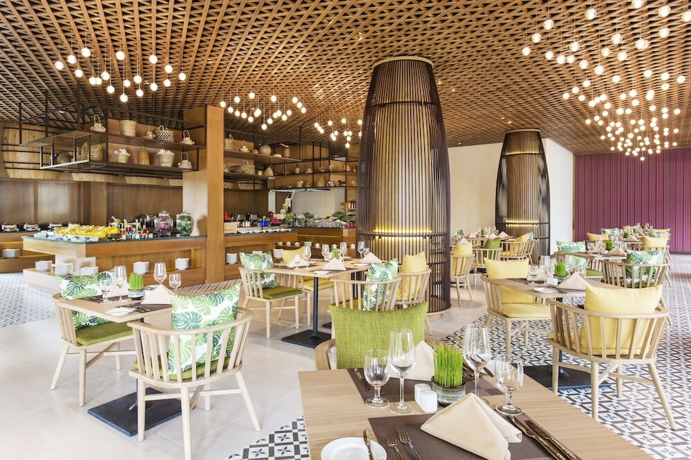 Фото Dusit Princess Moonrise Beach Resort