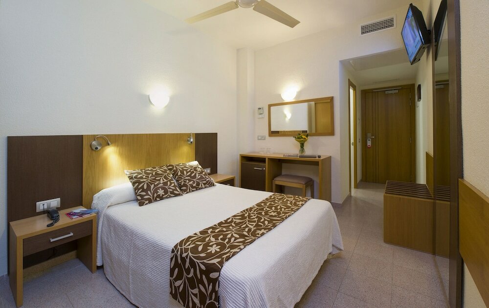 Фото Hotel Gran Sol Ibiza