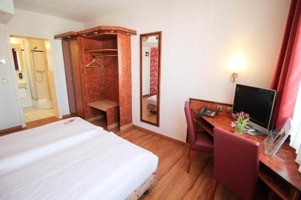 Фото Hotel Miramar am Römer