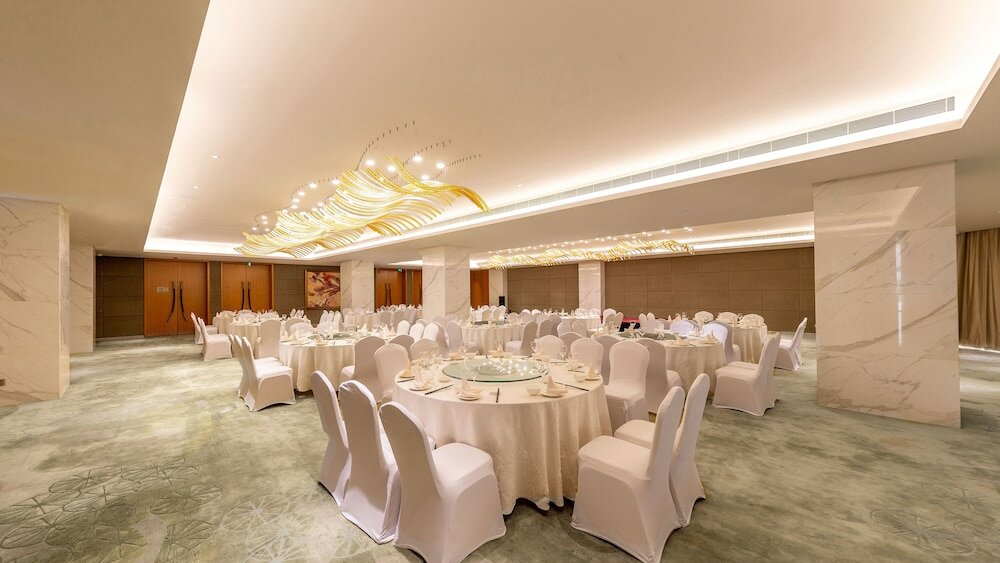 Фото Holiday Inn Nanjing Xuanwu Lake, an Ihg Hotel