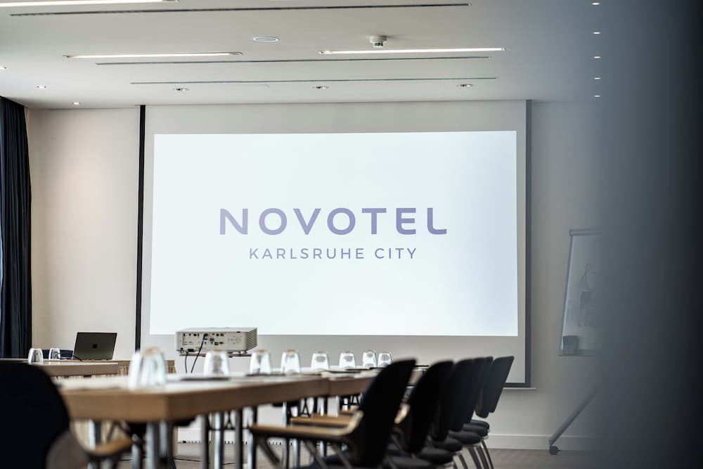 Фото Novotel Karlsruhe City
