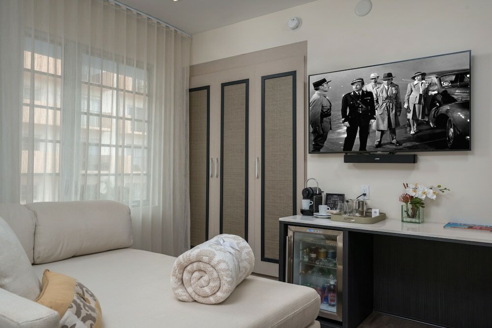 Фото The Marlin Hotel