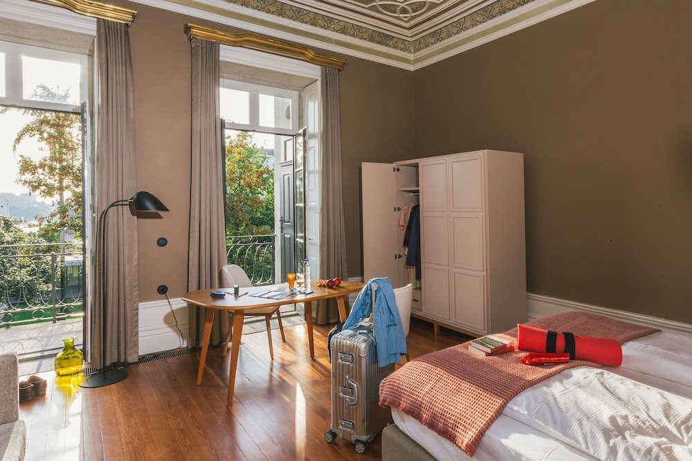 Фото Menina Colina Guesthouse