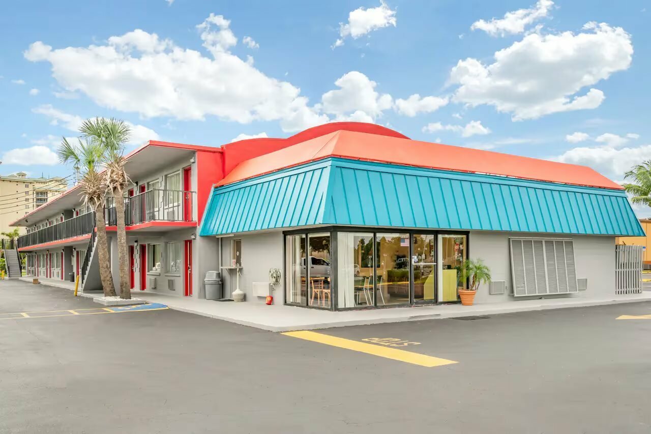 Фото Econo Lodge North