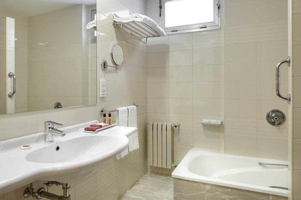 Фото Hotel Blanca de Navarra