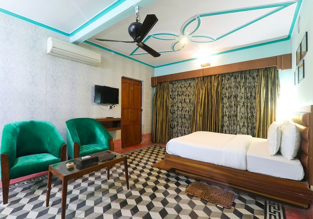 Фото Hotel East View