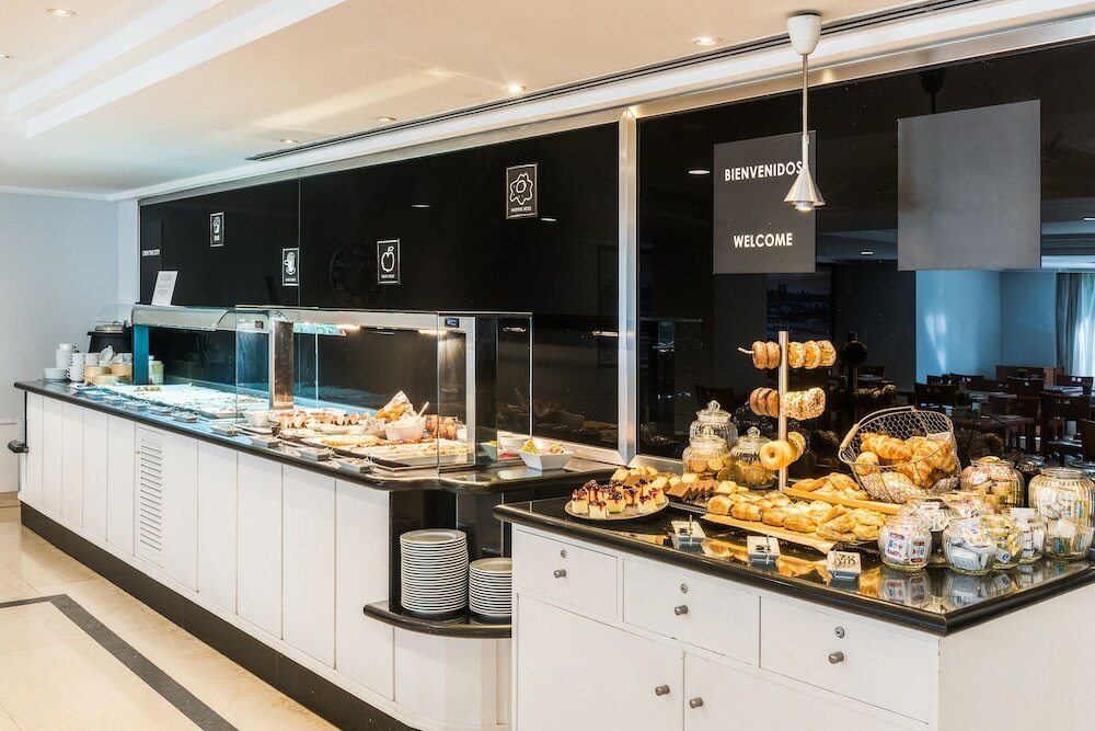 Фото Hotel Madrid Alameda Aeropuerto Affiliated by Melia