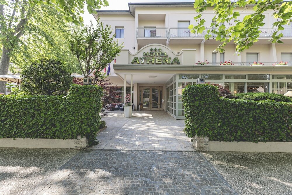 Фото Hotel Athena