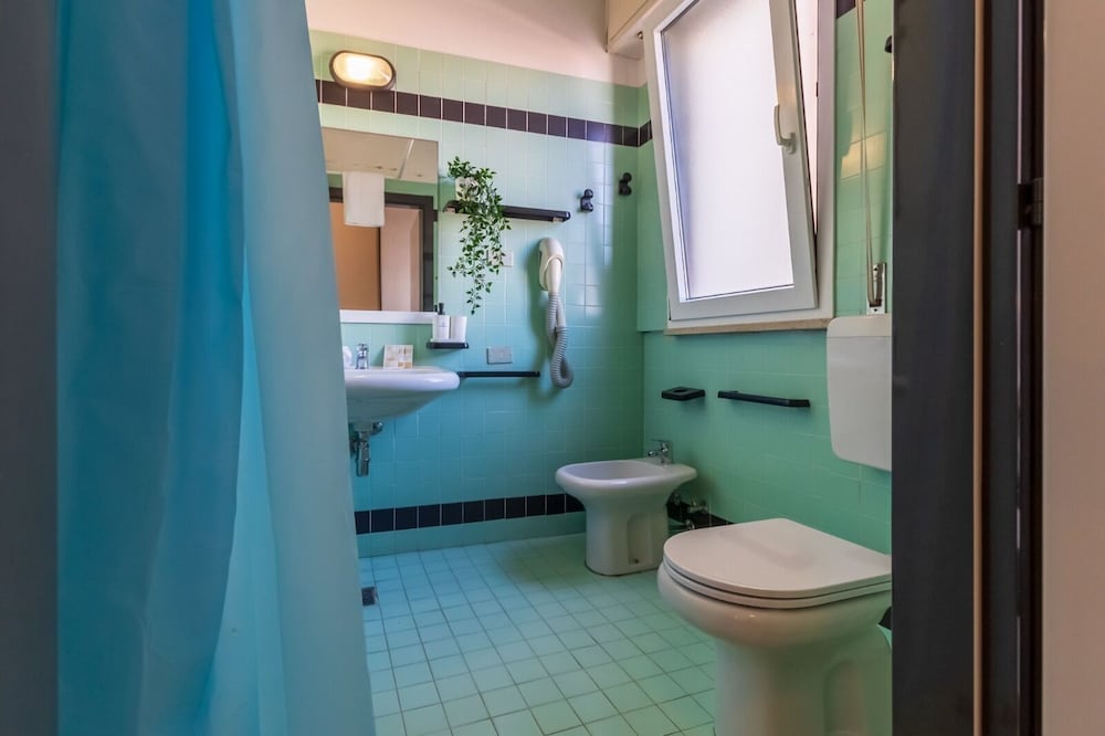 Фото Hotel Grand Meeting