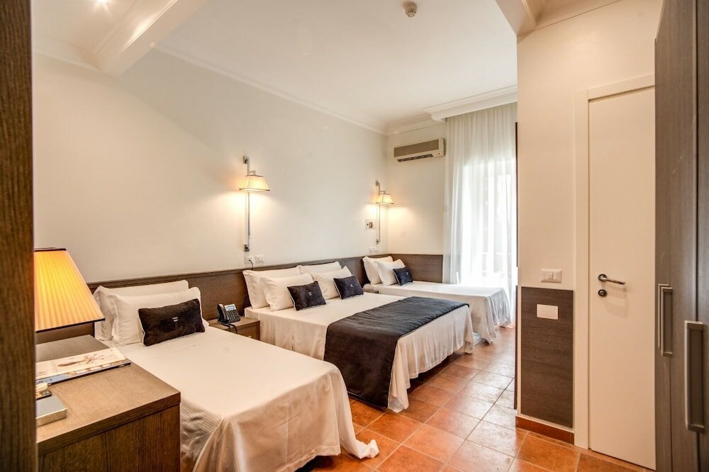 Фото Hotel Mirti