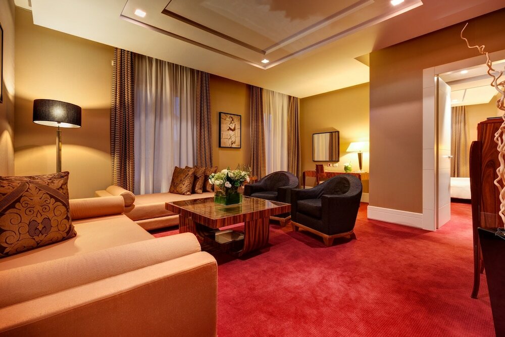 Фото 45365785979