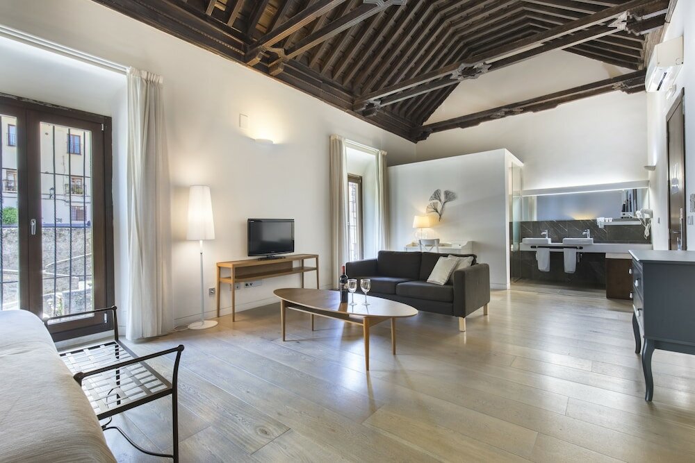 Фото Shine Albayzín Hotel & Granada