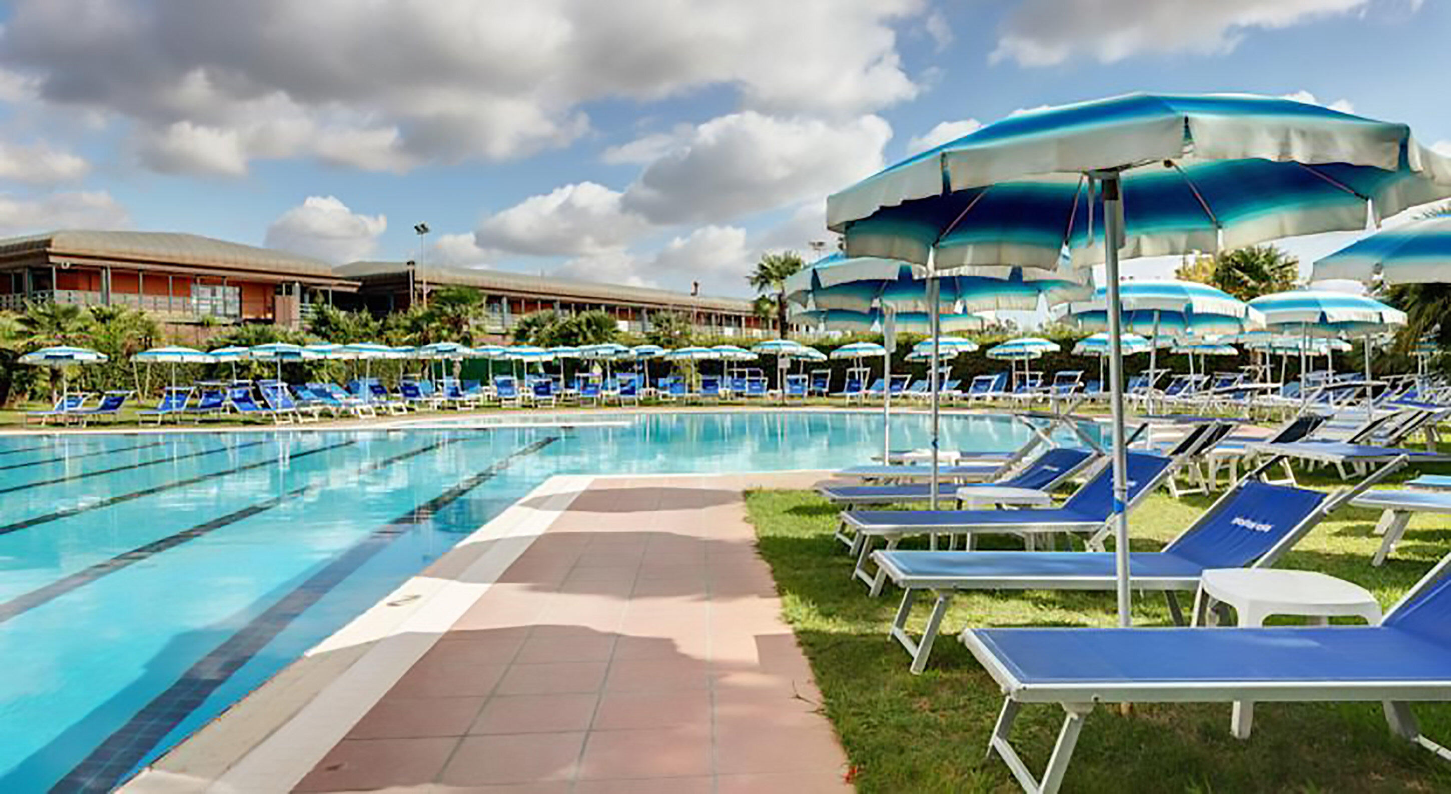 Фото Hotel Aris Garden