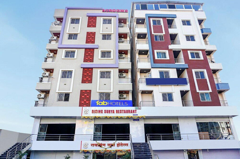 Фото отеля 2