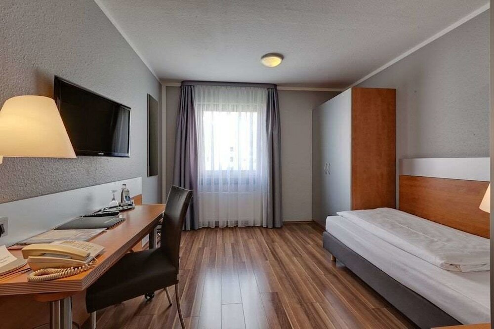 Фото Attimo Hotel Stuttgart