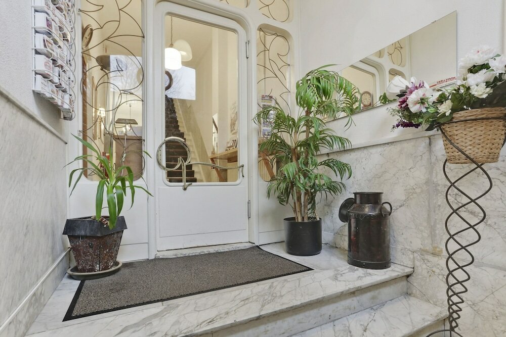 Фото Hotel Parklane