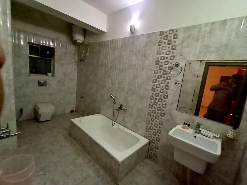 Фото Hotel Grand Majesty