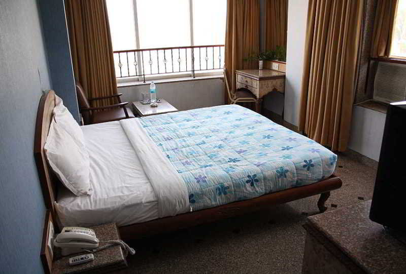 Фото Hotel Imperial Executive, Andheri