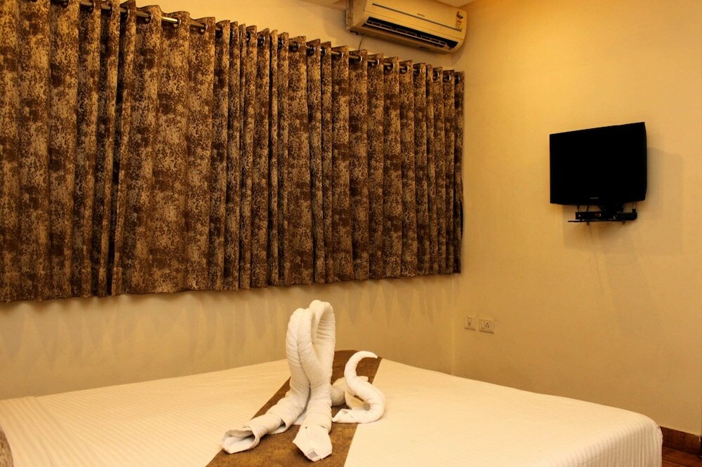 Фото The Pearl Hotel, Kolkata