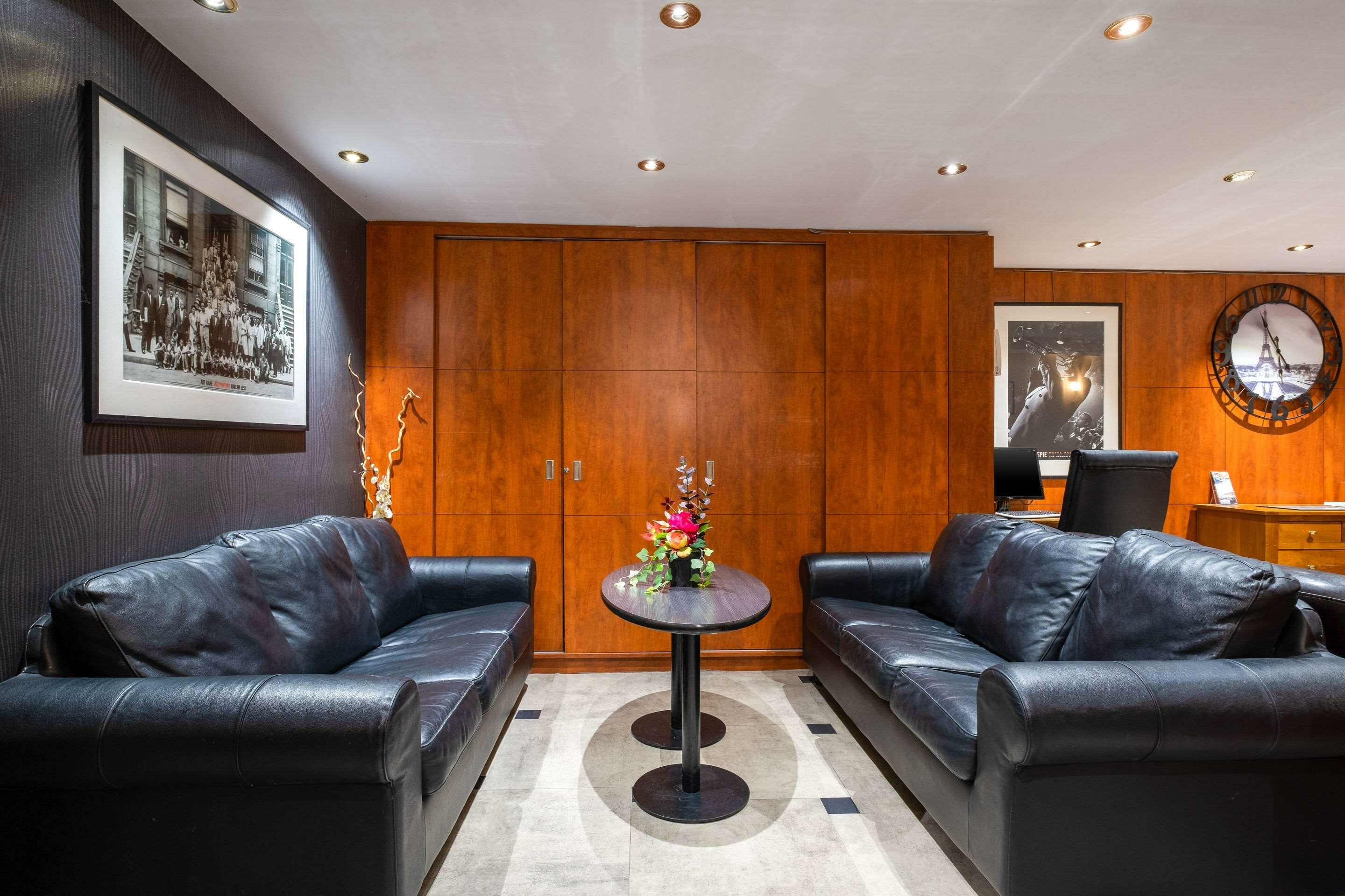 Фото Sky Hotel Goussainville