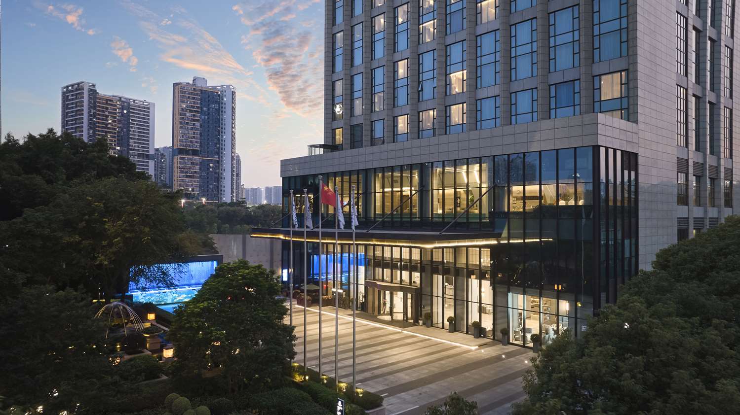Фото DoubleTree by Hilton Shenzhen Nanshan Hotel & Residences
