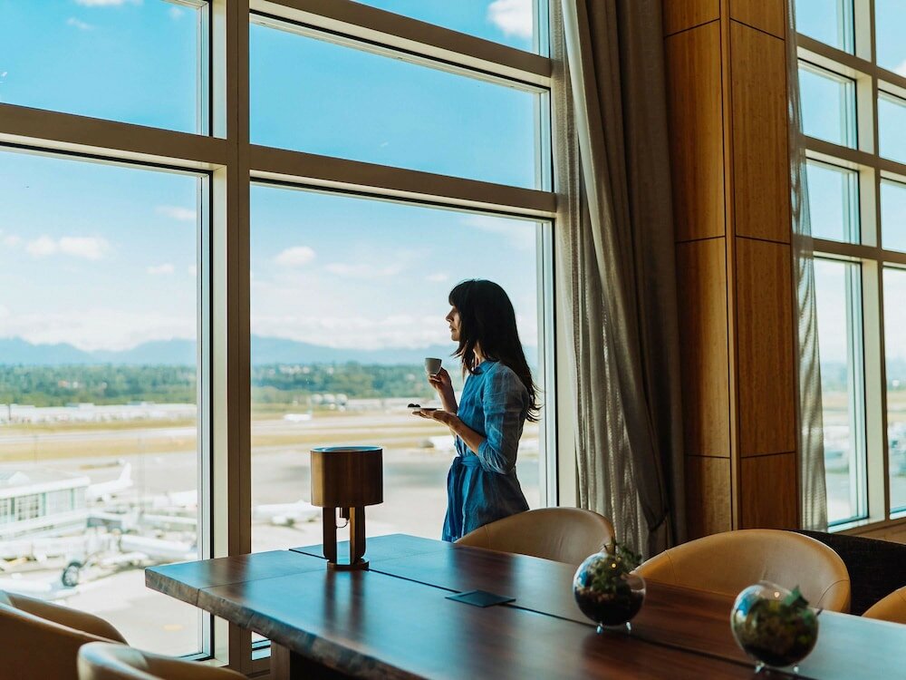 Фото Fairmont Vancouver Airport