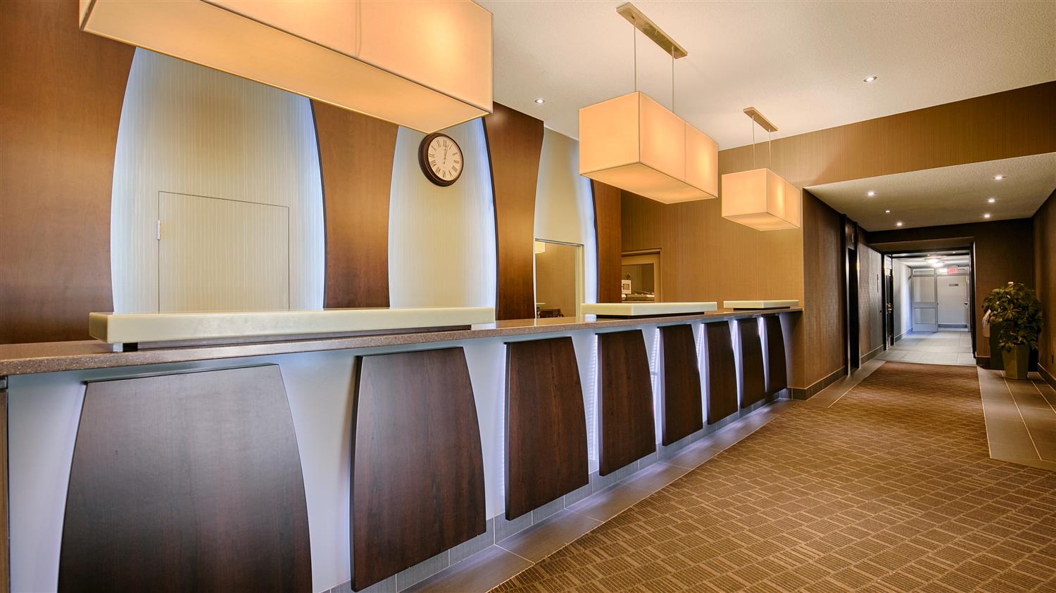 Фото Best Western Plus Guildwood Inn