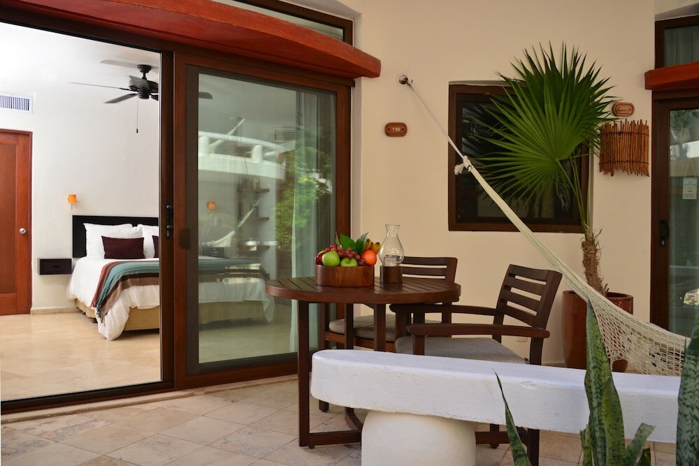 Фото Playa Palms Beach Hotel