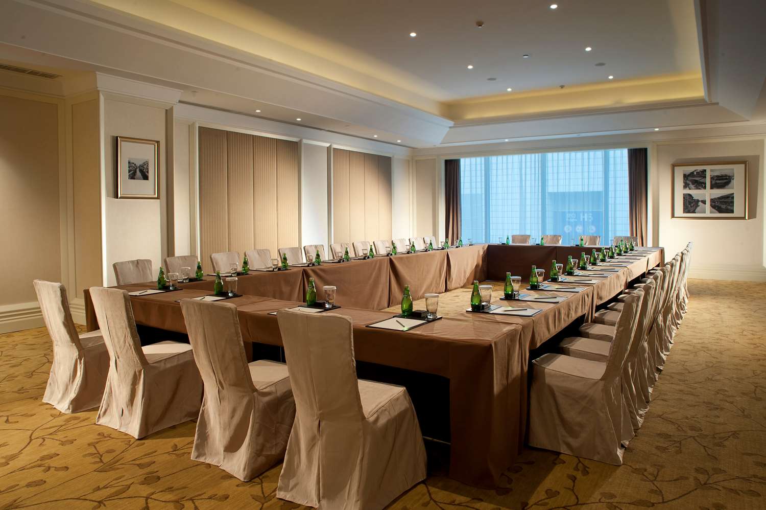 Фото Worldhotel Grand Juna Wuxi