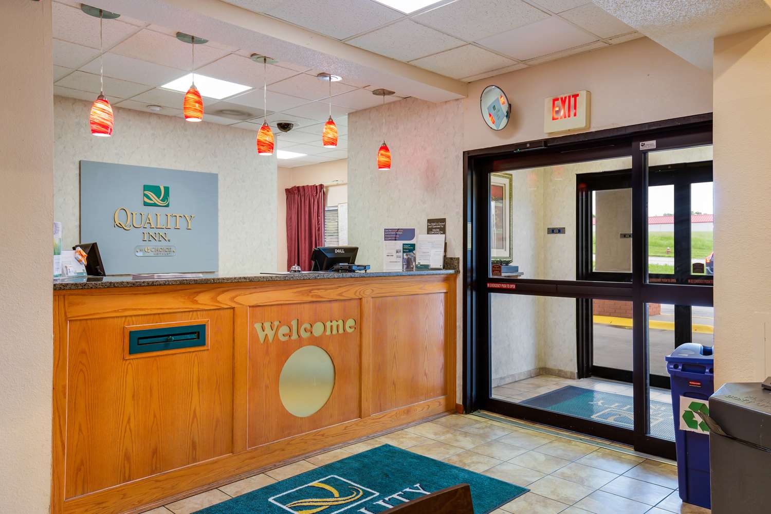 Фото Quality Inn I-70 Near Kansas Speedway