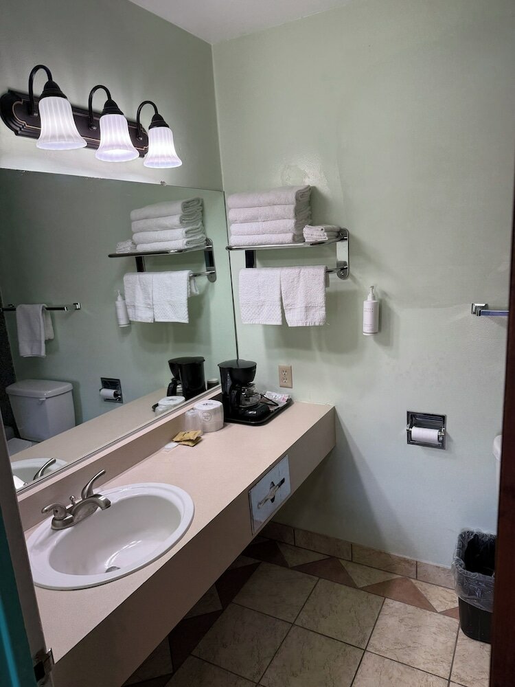 Фото Klamath Motor Lodge