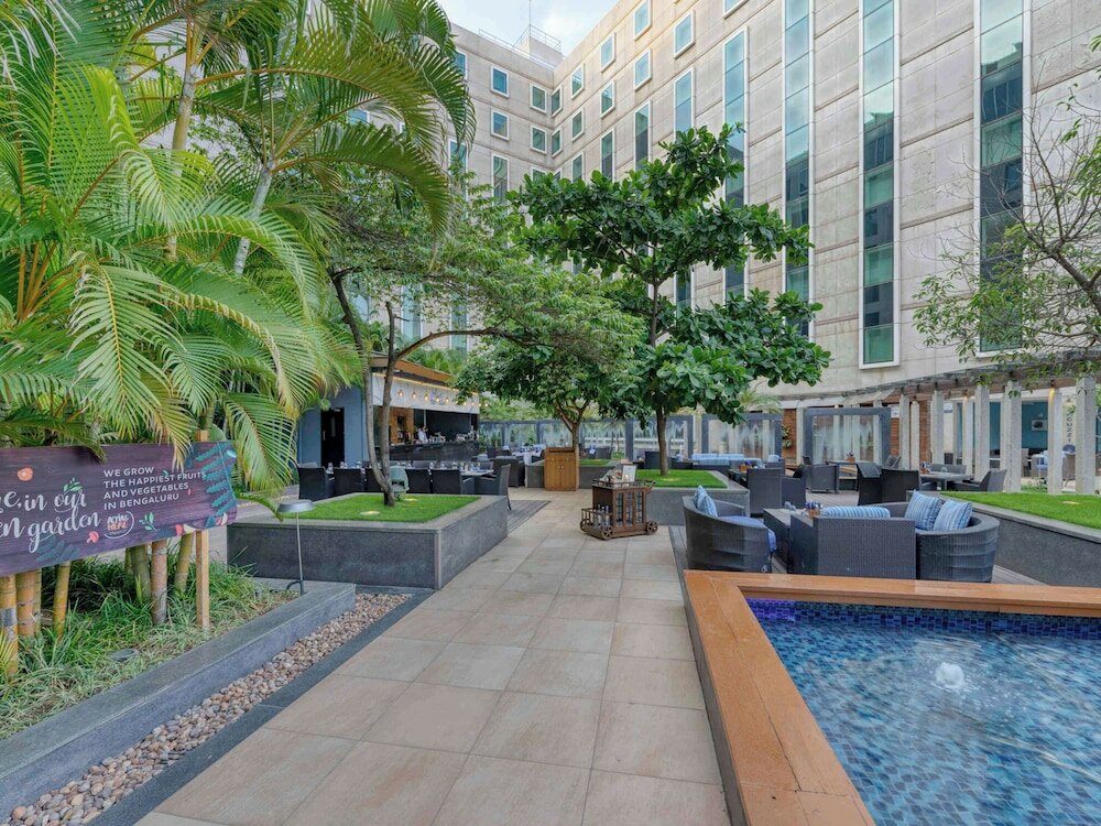 Фото Novotel Bengaluru Outer Ring Road