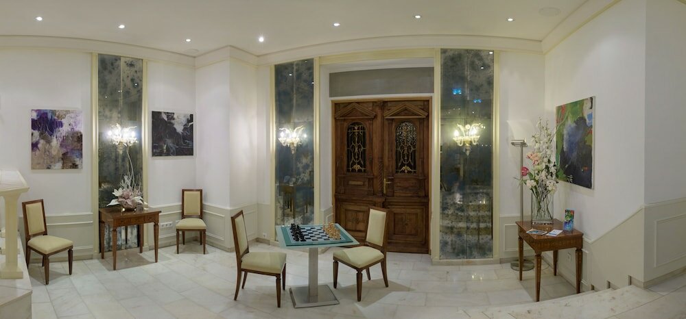 Фото Apartmenthotel Kaiser Karl Bonn