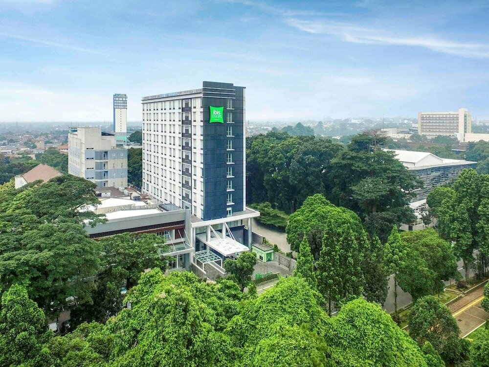 Hotel Ibis Styles Bogor Pajajaran, Bogor, photo