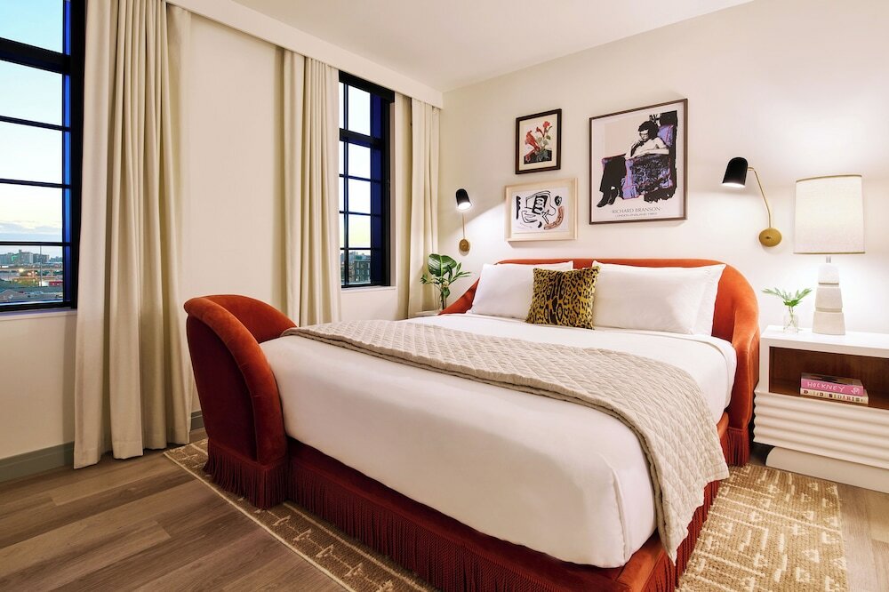 Фото Virgin Hotels New Orleans