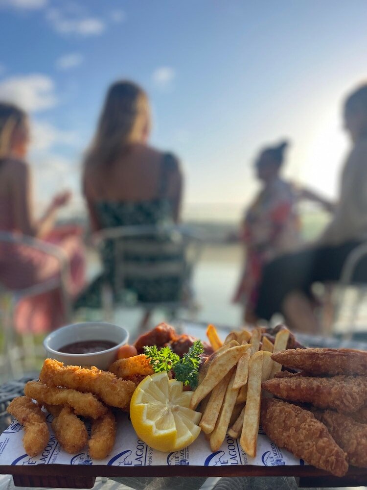 Фото Blue Lagoon Hotel and Conference Centre