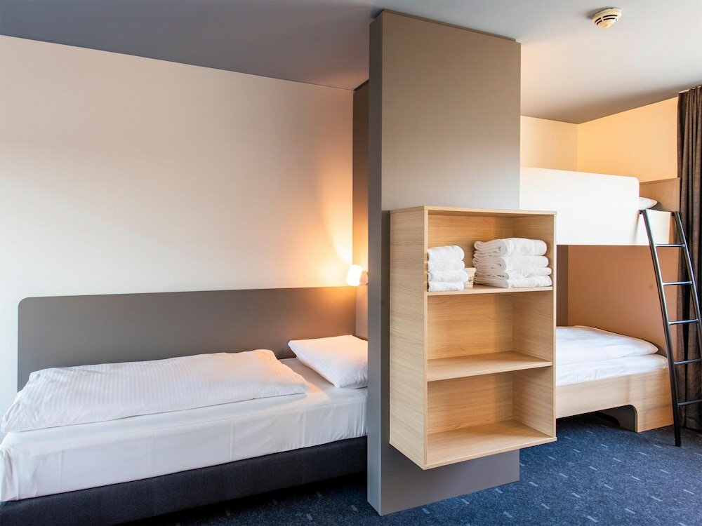 Фото B&b Hotel München City-West