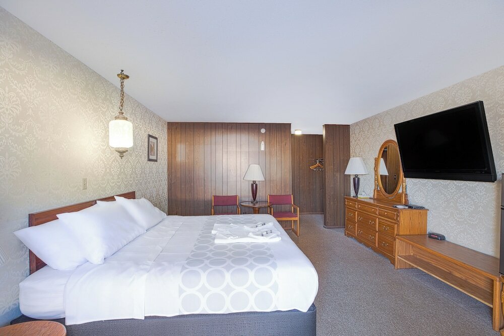 Фото Love Hotels Tomahawk by Oyo at Lake Mohawksin Wi