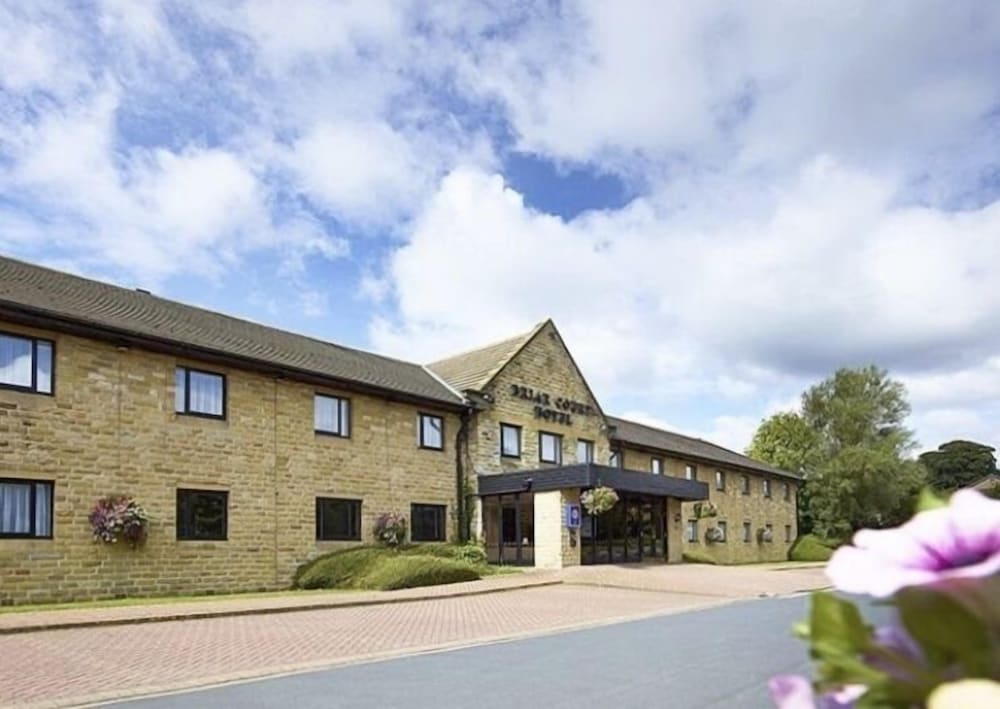 Фото Briar Court Hotel