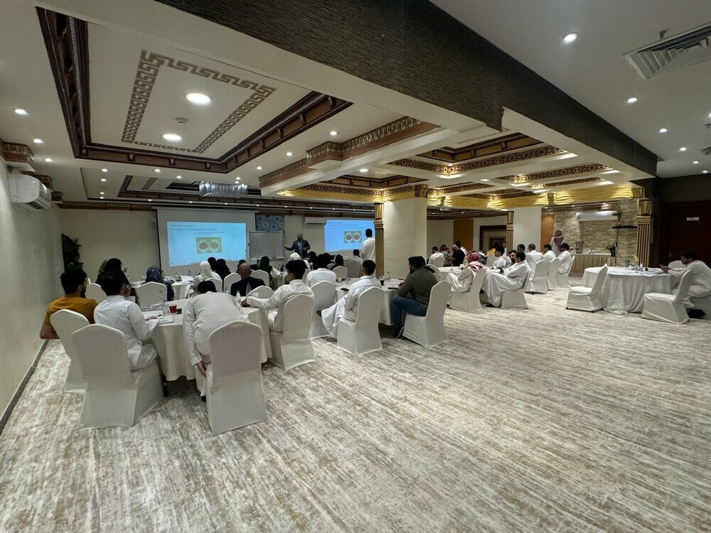 Фото Meral Crown Hotel