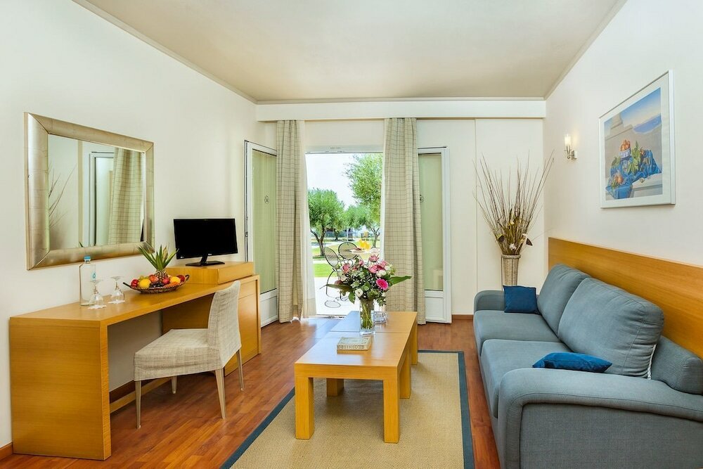 Фото Xenios Anastasia Resort & SPA