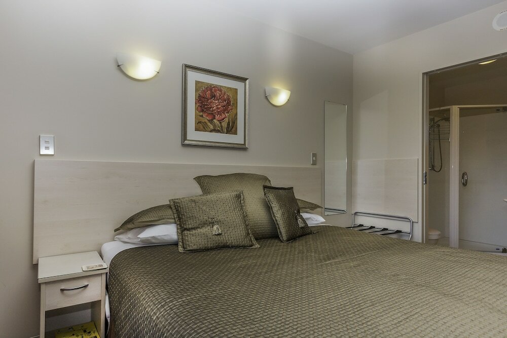 Фото 166 Majestic Court Motel