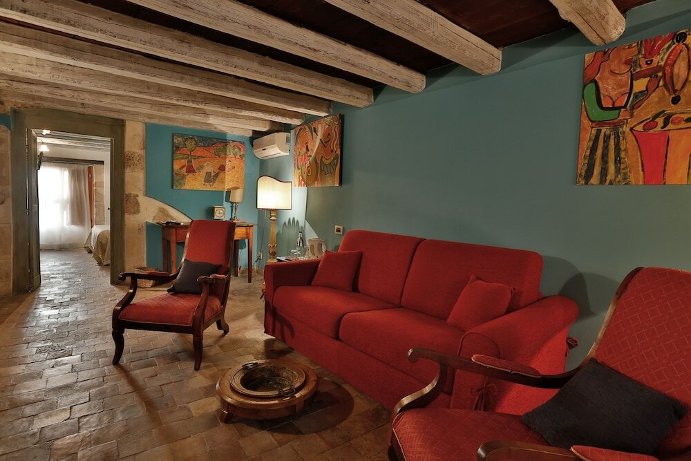 Фото Charme Hotel Henry's House