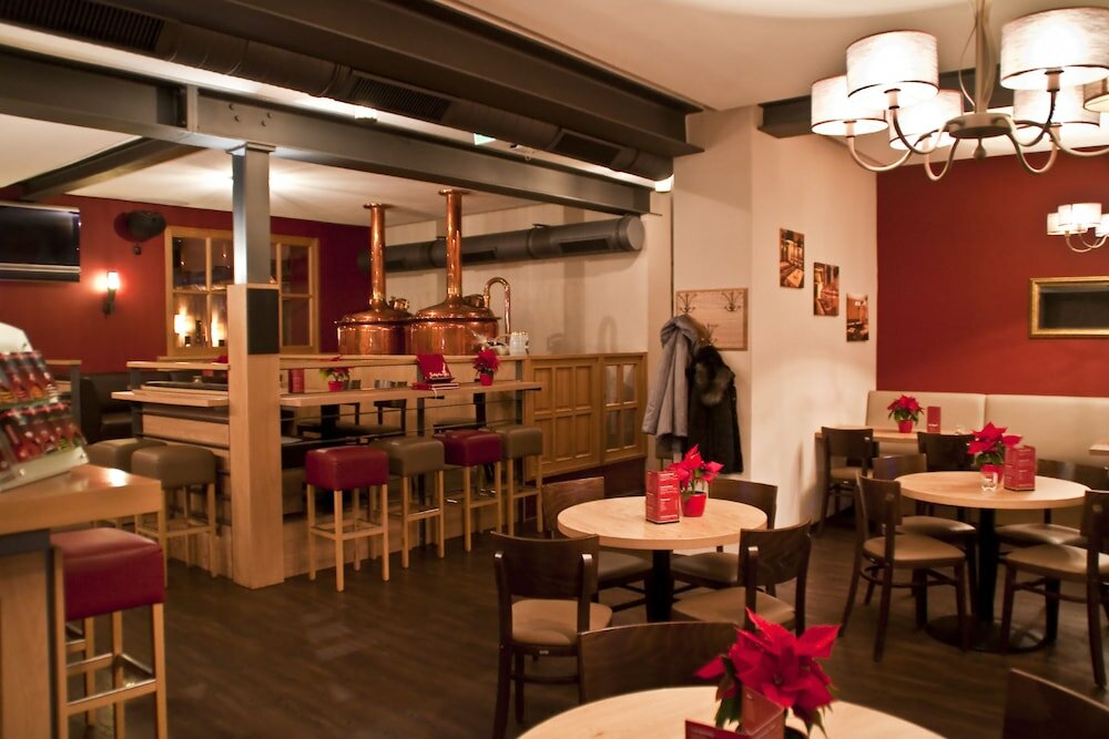 Фото Troll's Brauhaus Hotel