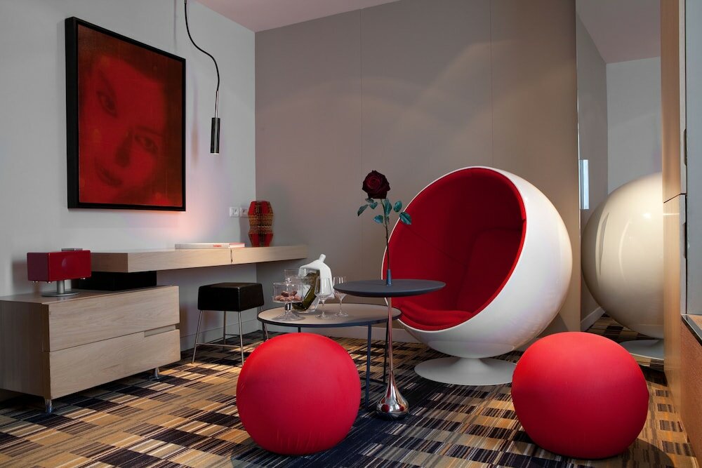 Фото Golden Tulip Opéra De Noailles