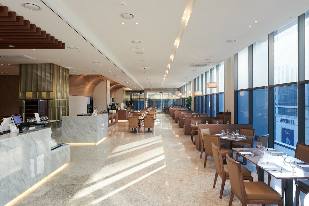 Фото Stanford Hotel Myeongdong