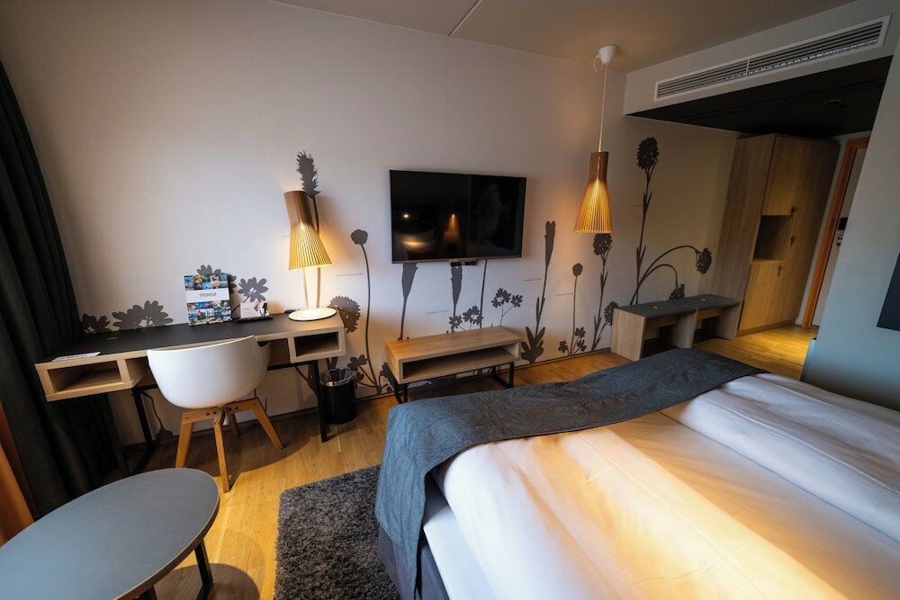 Фото Clarion Hotel The Edge