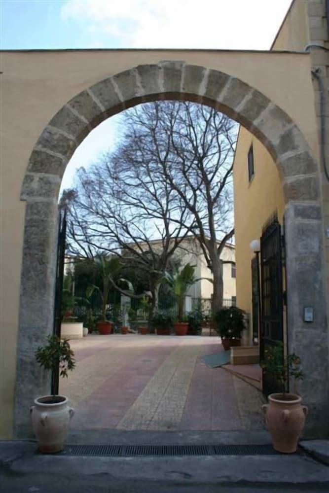 Фото Hotel d'Orleans