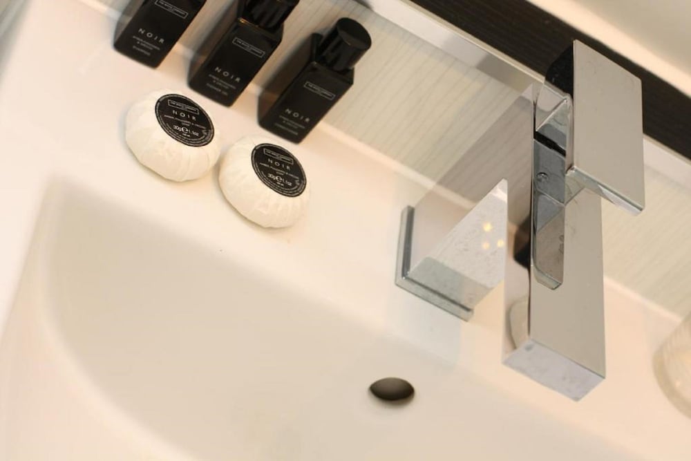 Фото Ship Leopard Boutique Hotel