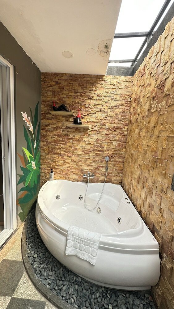 Фото Verse Lite Hotel Pembangunan